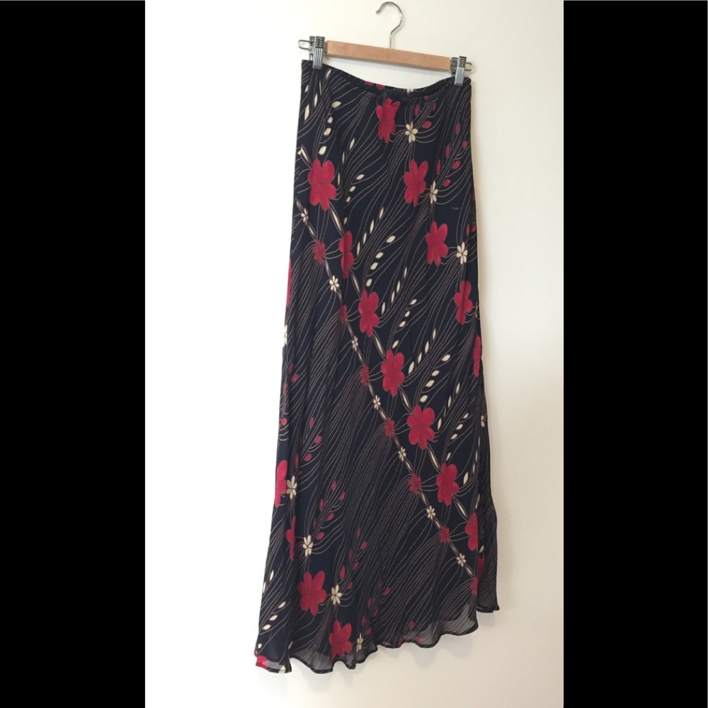 Long black skirt